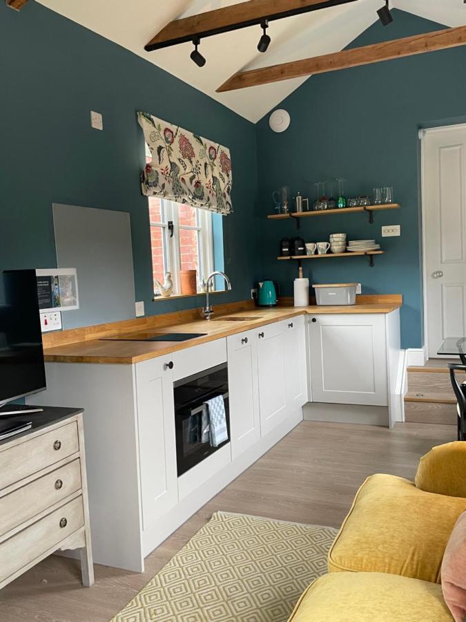 Cockloft Romantic Countryside Hideaway Bishops Cannings Esterno foto
